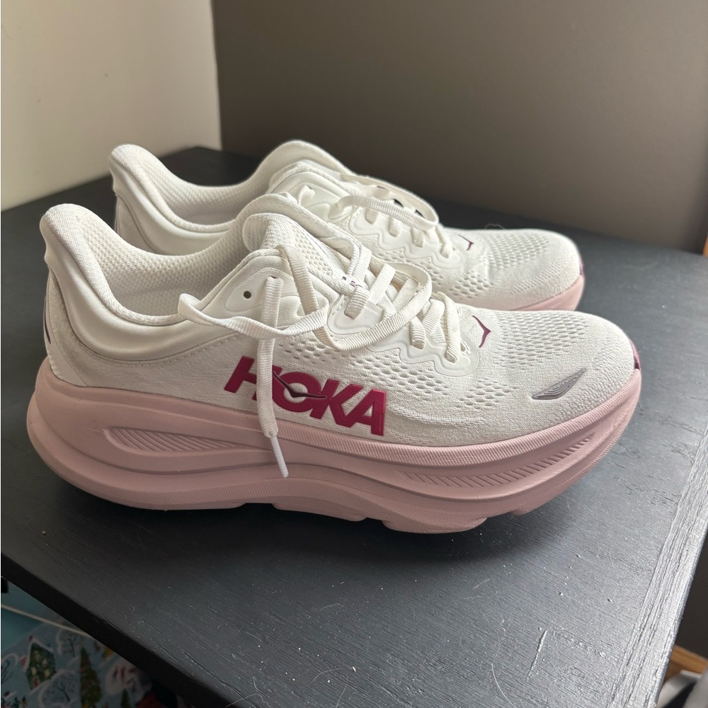 HOKA Women's White and Pink Bondi 9 Shoes
